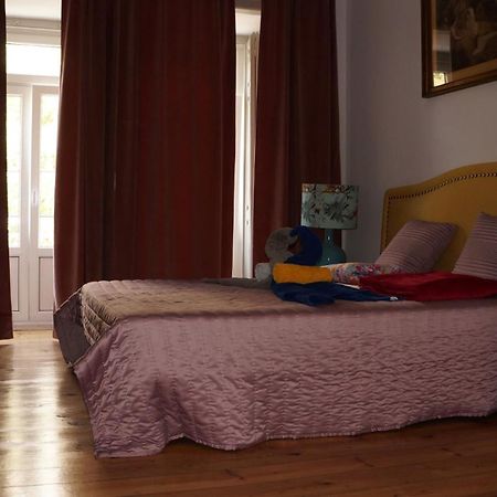 White And Grey Lisbon Apartment Bagian luar foto