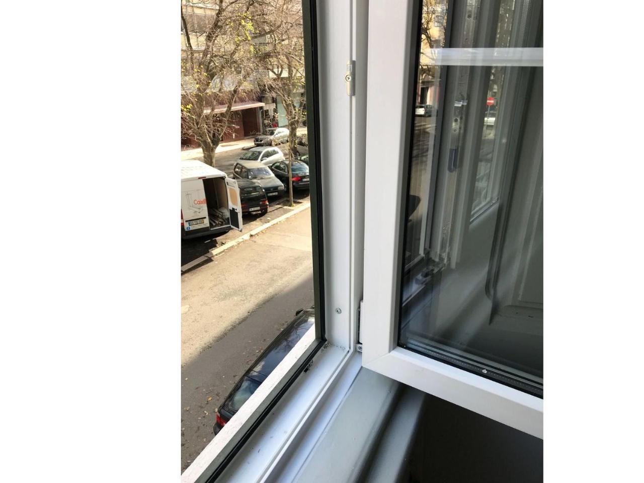 White And Grey Lisbon Apartment Bagian luar foto