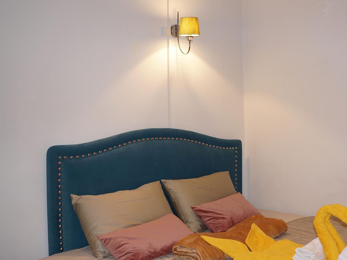White And Grey Lisbon Apartment Bagian luar foto