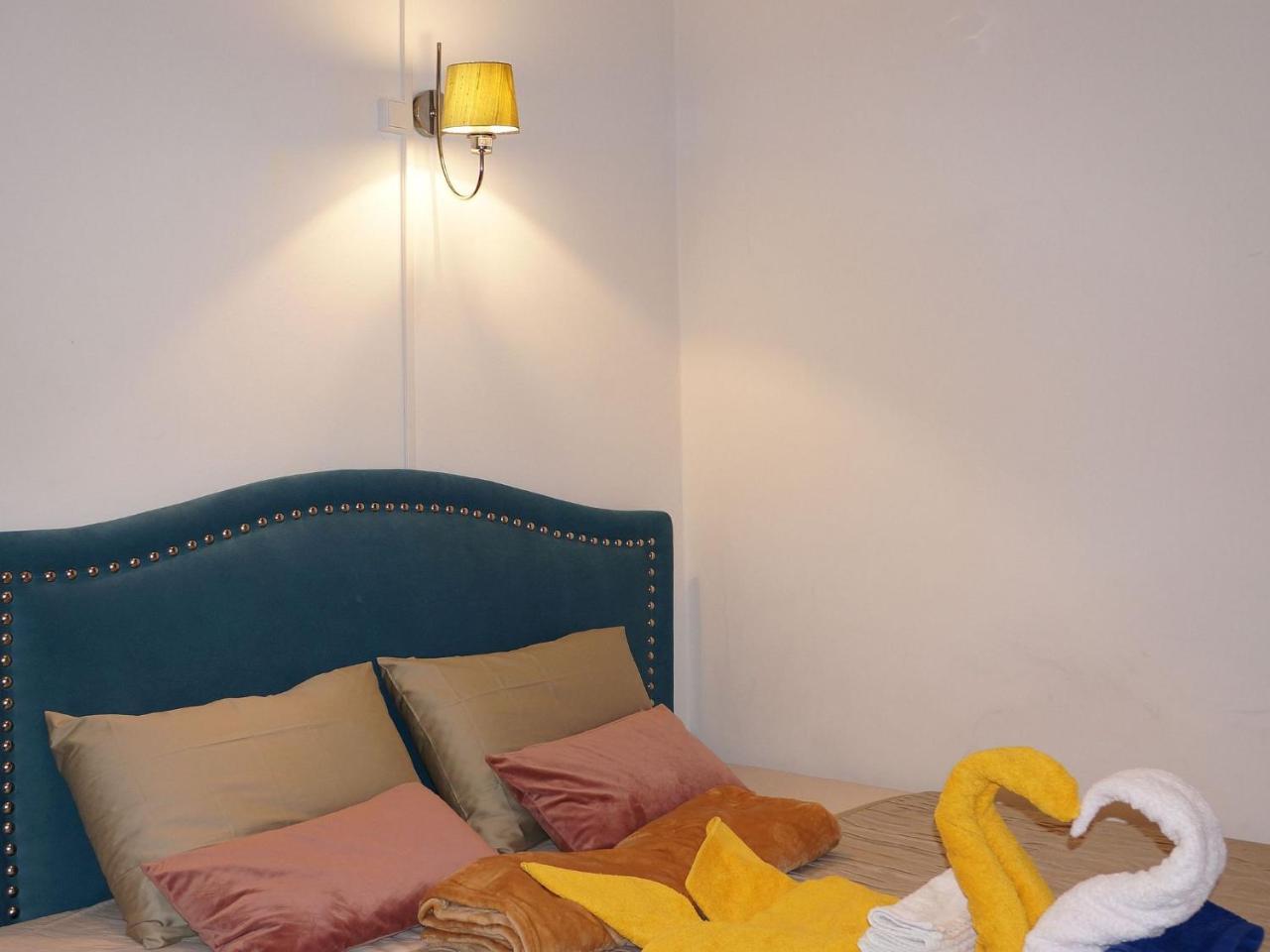 White And Grey Lisbon Apartment Bagian luar foto