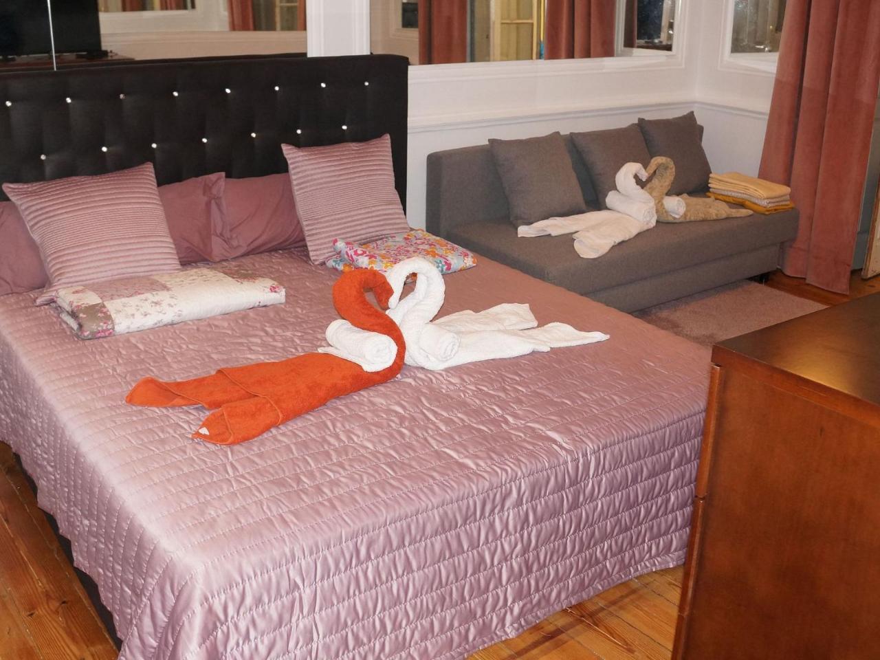 White And Grey Lisbon Apartment Bagian luar foto